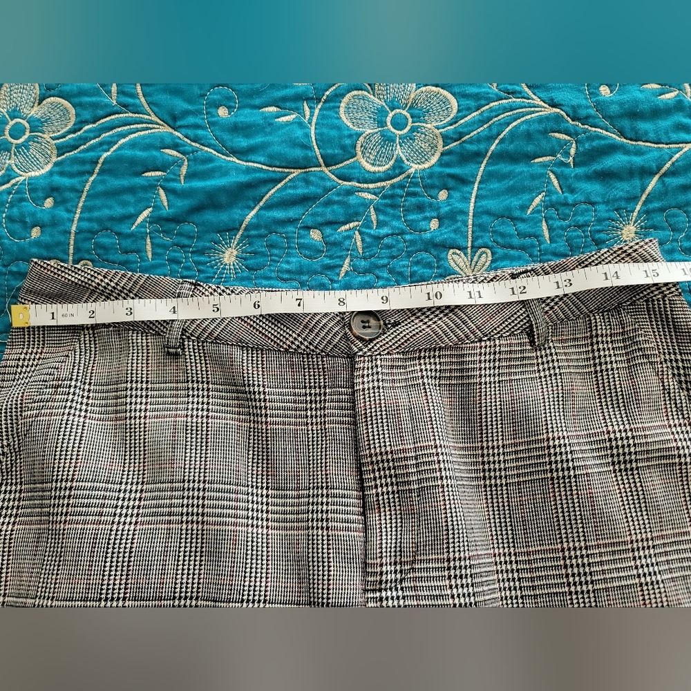 Hem & Thread Pants - M - Picture 5 of 8